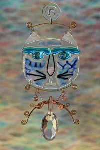 handmade fused glass suncatcher blue gato cat with wire work and crystal