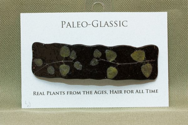 fused glass hair clip paleo-glassic green partridgeberry
