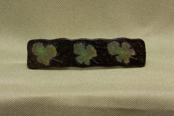 fused glass hair clip paleo-glassic green mulberry