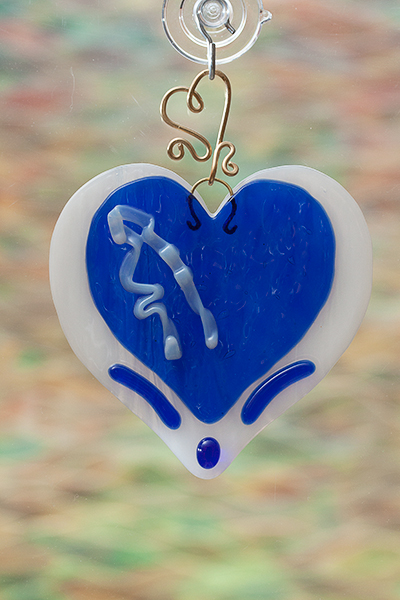 glass suncatcher blue heart with brass wire
